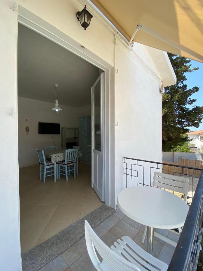 Sabrina Apartments Porto Pino Ngoại thất bức ảnh